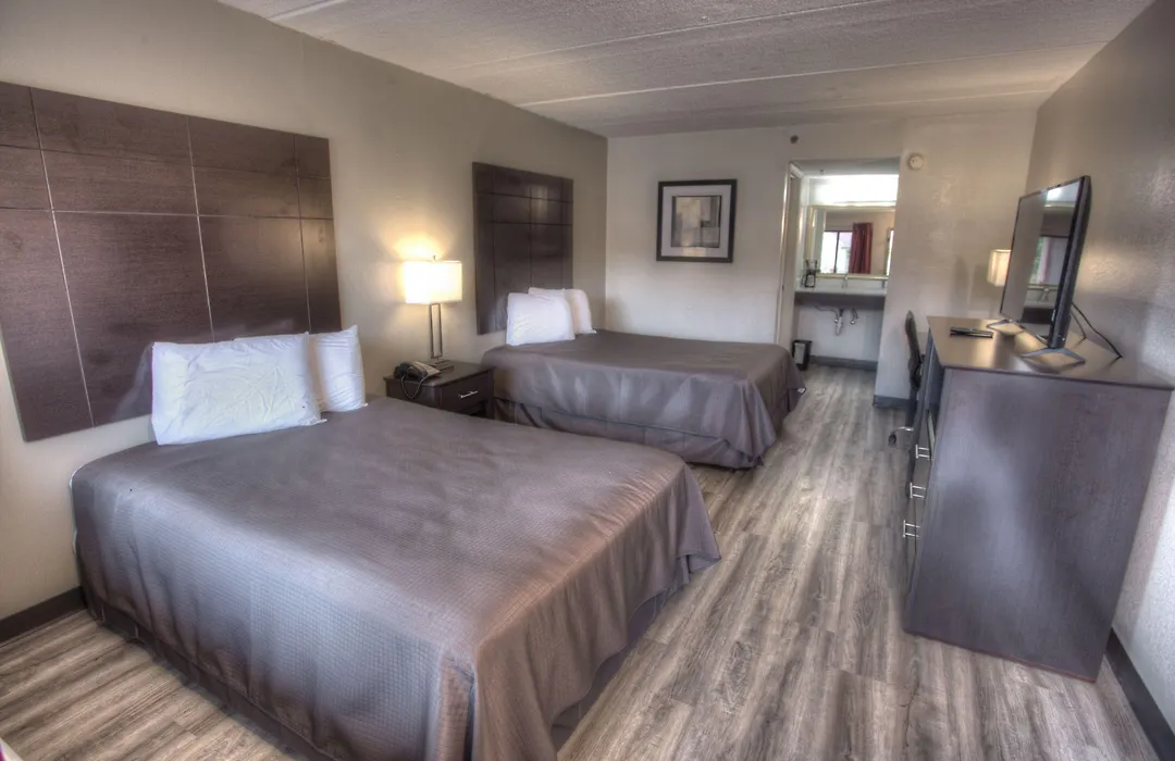 Econo Lodge Helen-1