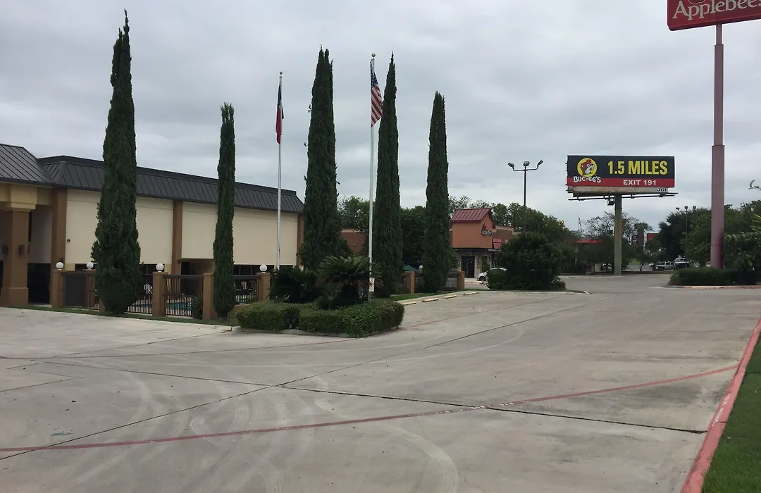 Coratel Inn & Suites By Jasper New Braunfels Ih-35 Ext 189-1