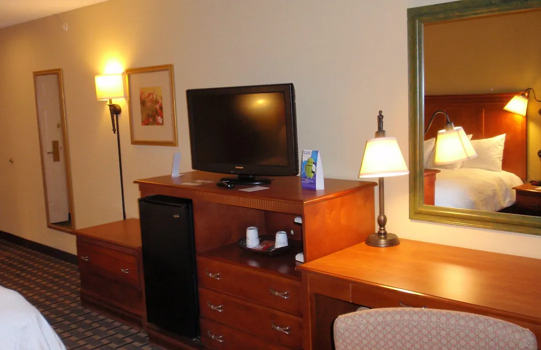 Baymont By Wyndham Lewisville-1
