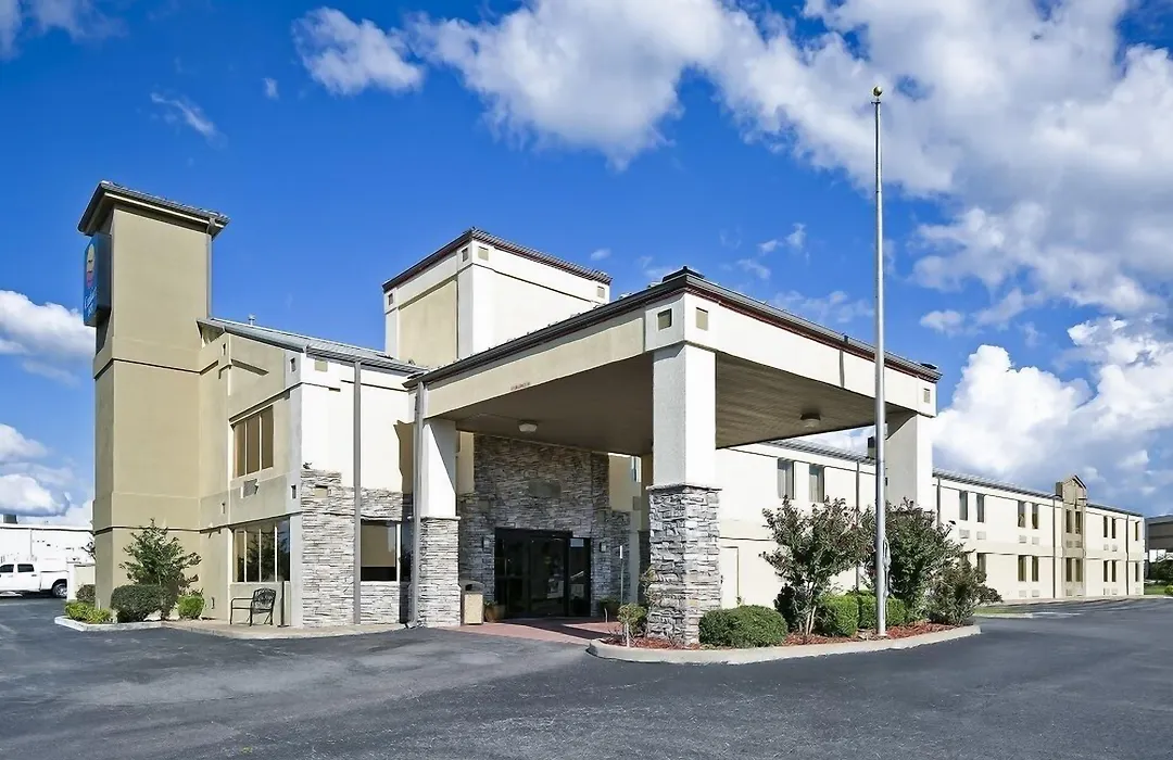 Comfort Inn-1