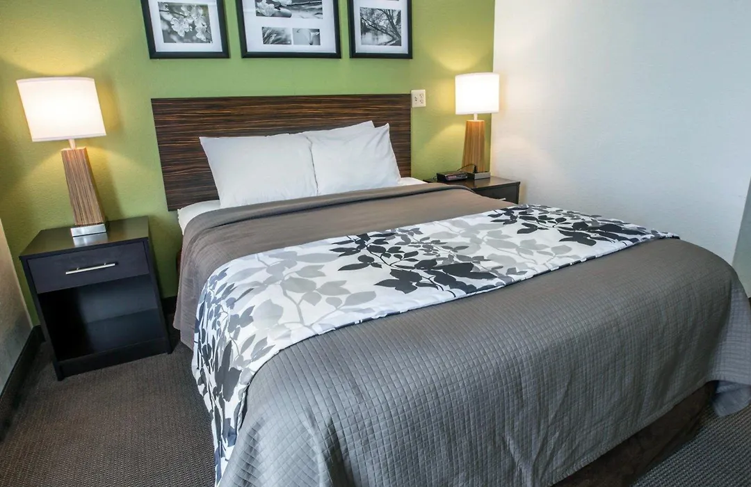 Clarion Pointe Sevierville-Pigeon Forge-1
