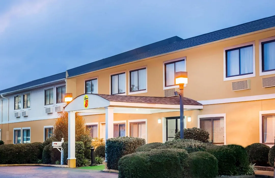 Super 8 By Wyndham Jonesboro-1