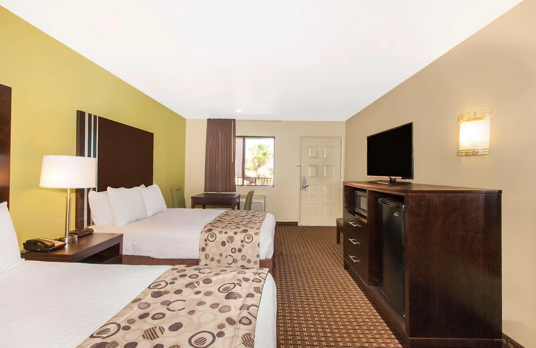 Days Inn By Wyndham San Jose Airport-1
