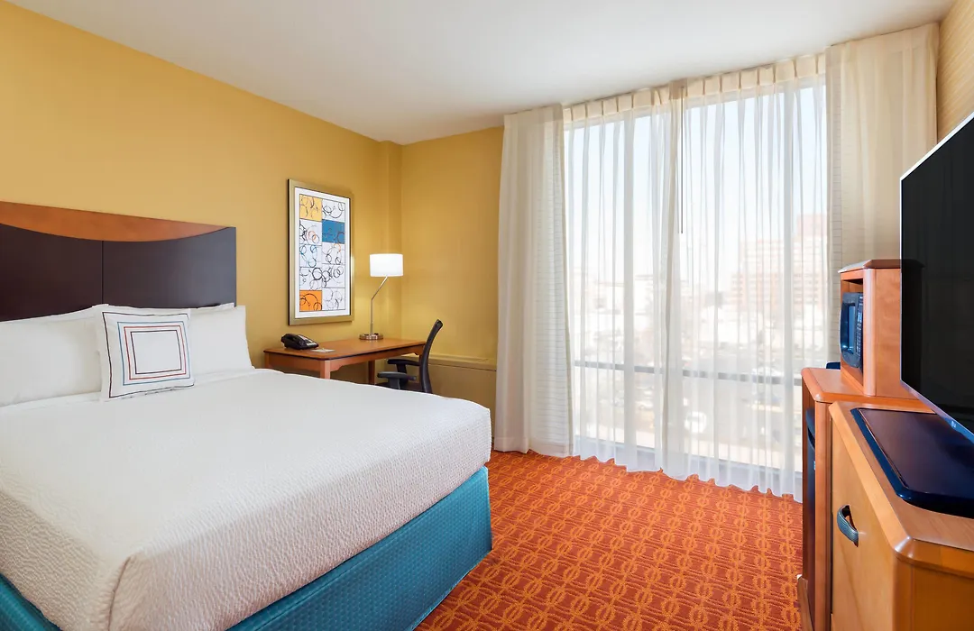 Fairfield Inn & Suites Louisville Downtown-1