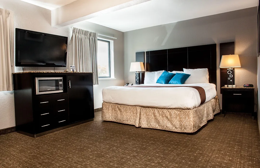 Heartland Inn Coralville-1