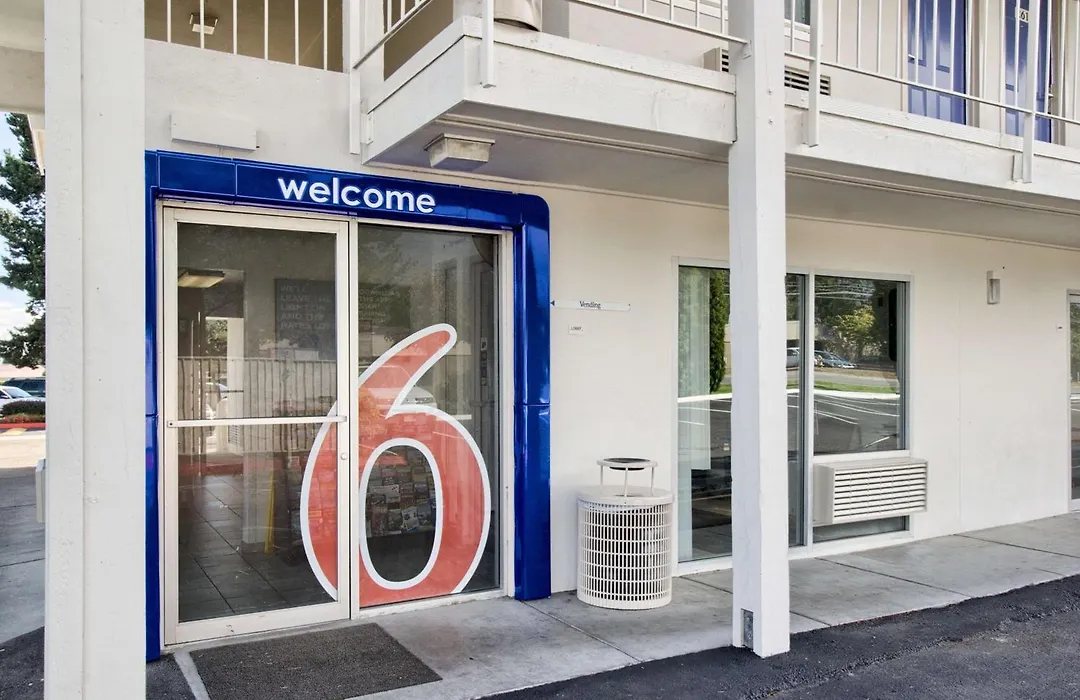 Motel 6-Everett, Wa - North-1