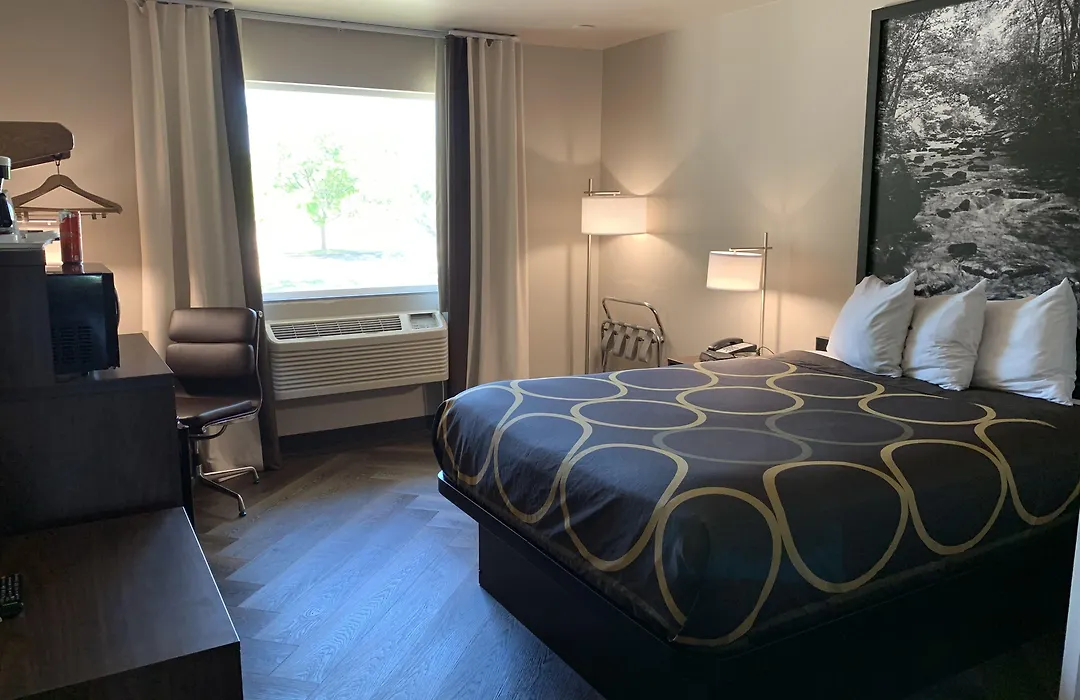 Greeley Valley Lodge-1