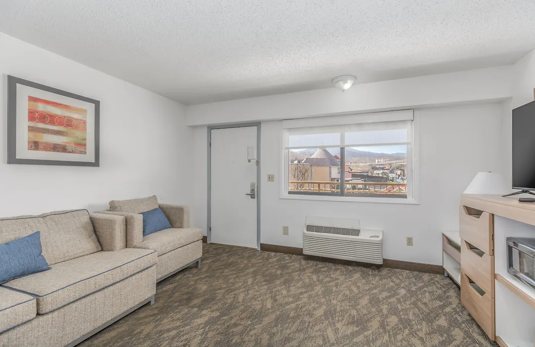 Crossroads Inn & Suites-1