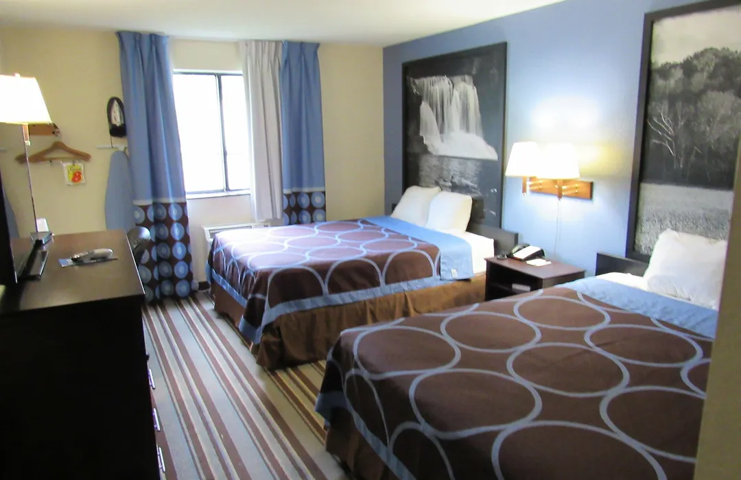 Super 8 By Wyndham Columbus Edinburgh-1