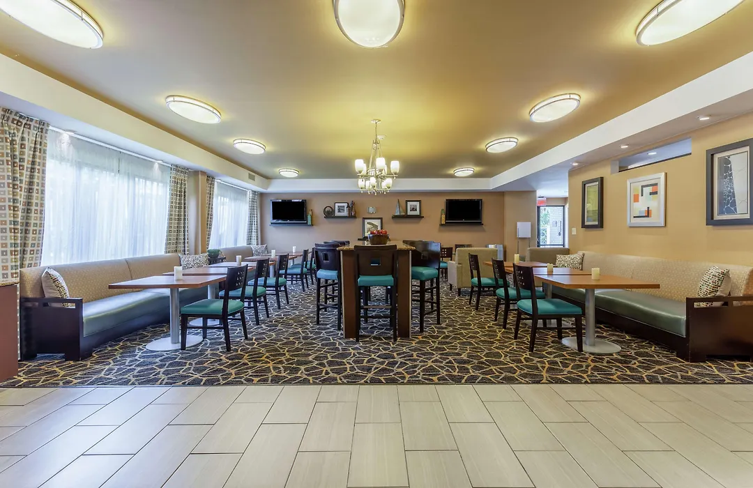 Hampton Inn Biloxi-Ocean Springs-1
