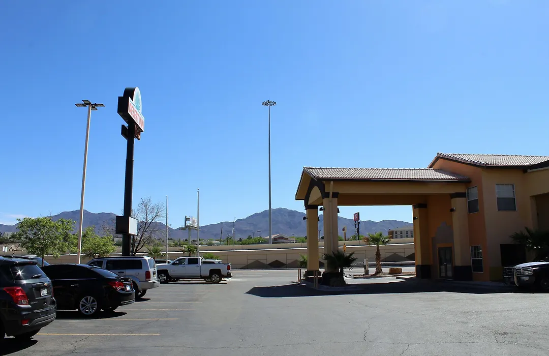 Days Inn By Wyndham El Paso West-1
