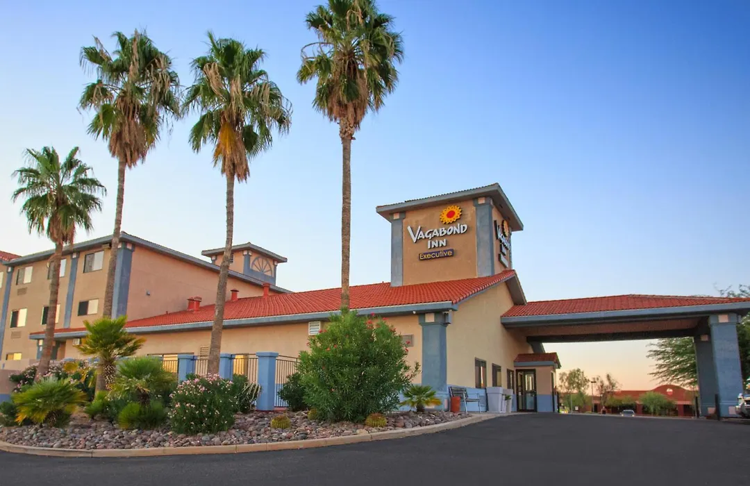 Vagabond Inn Executive-1