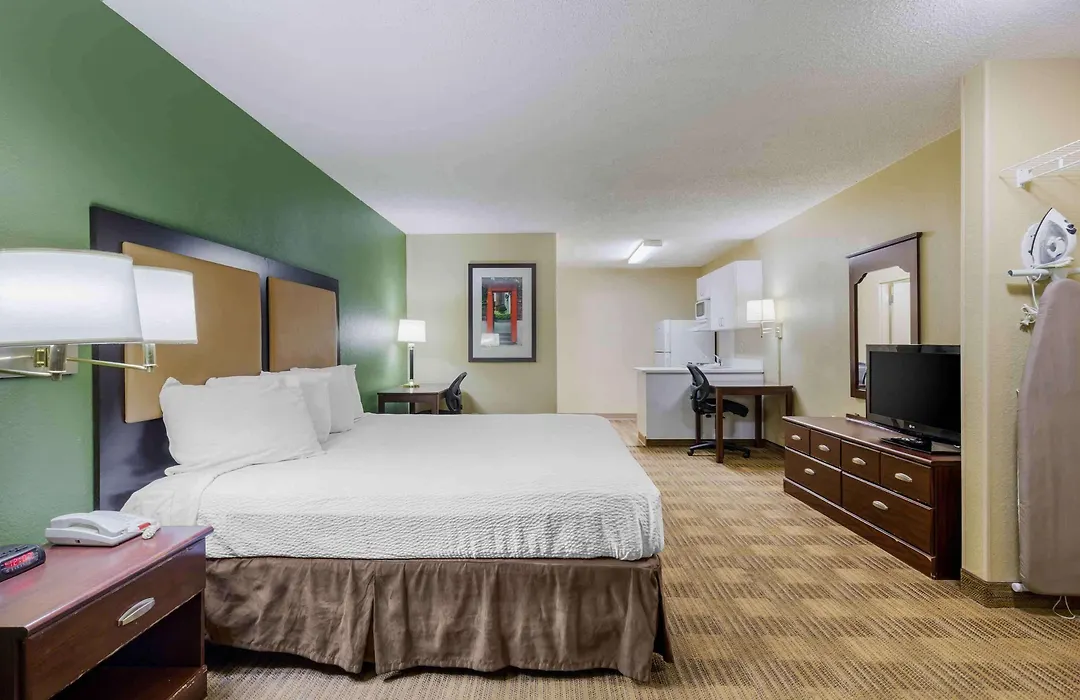 Extended Stay America Select Suites - Fayetteville - Owen Dr-1