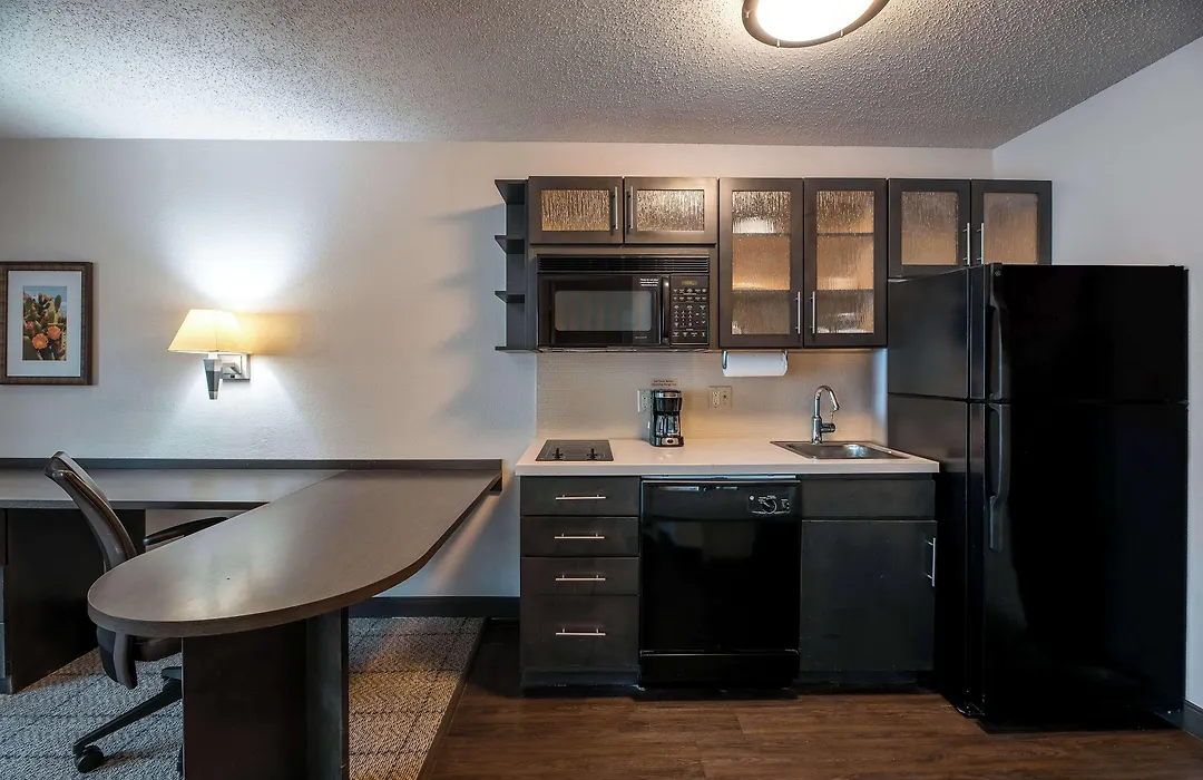Sonesta Simply Suites Fort Worth-1