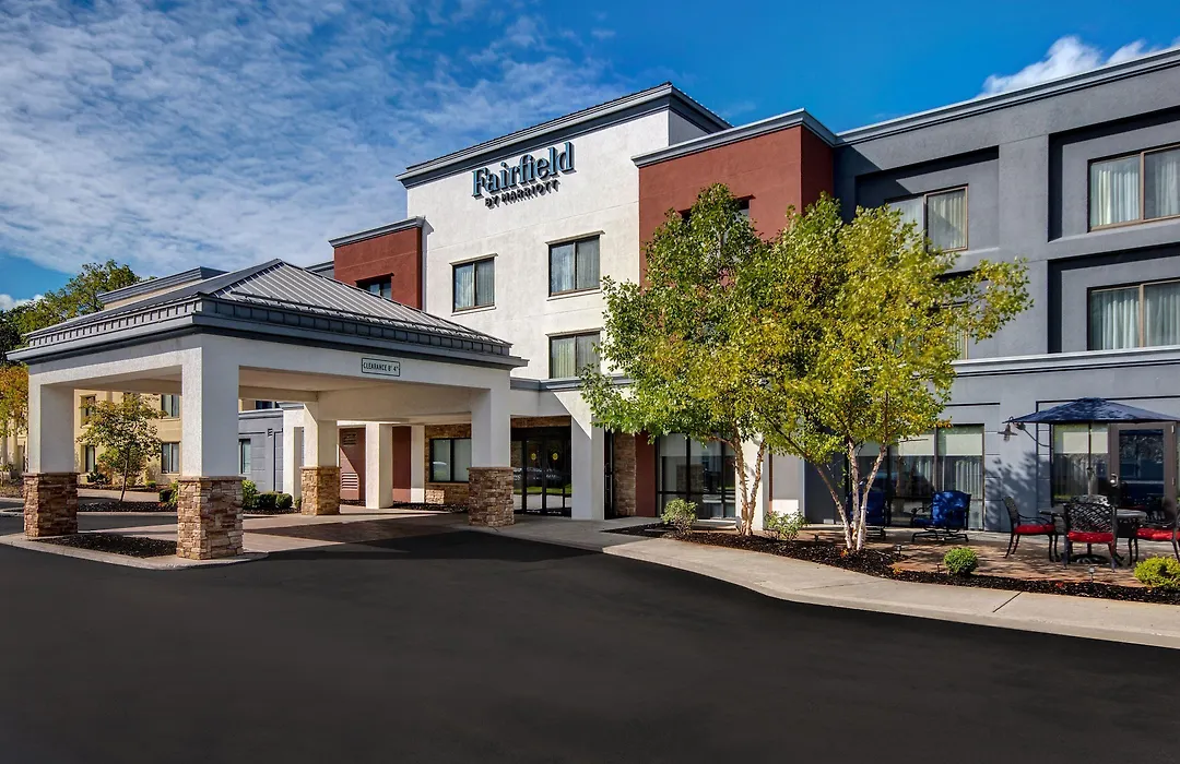 Fairfield Inn And Suites By Marriott Rochester West/Greece-1