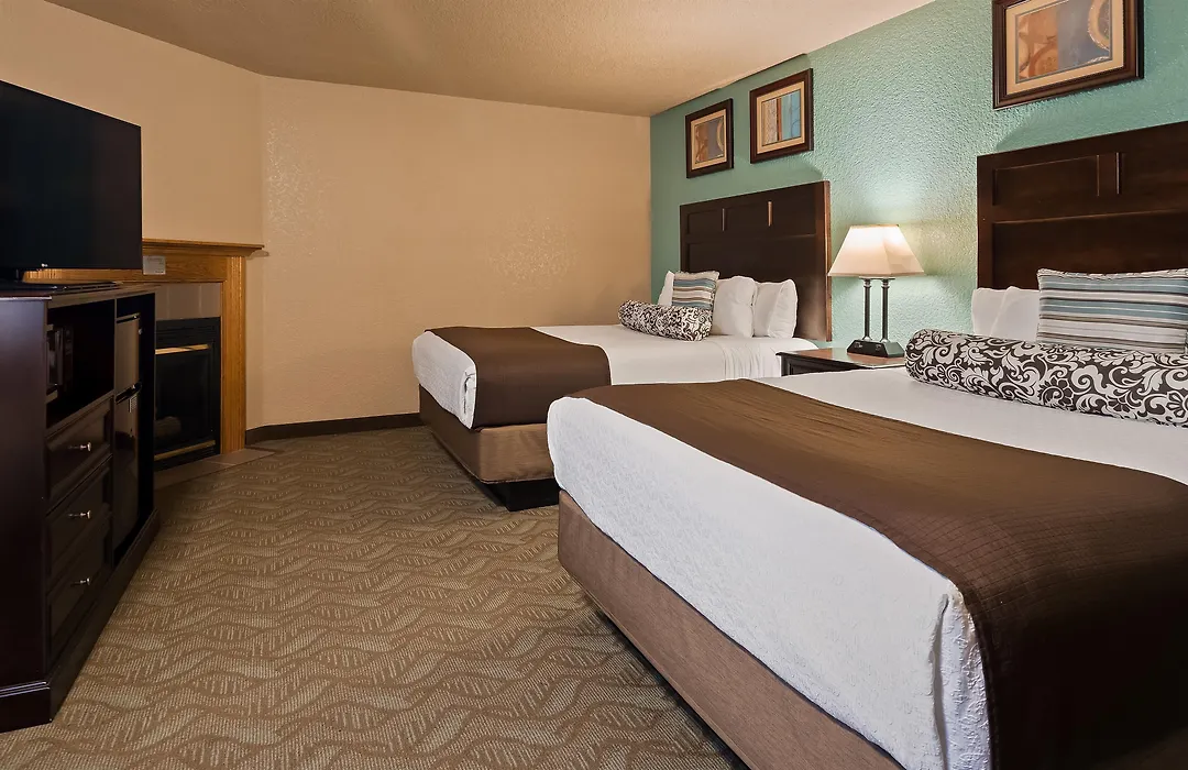 Best Western Plus Bayshore Inn-1