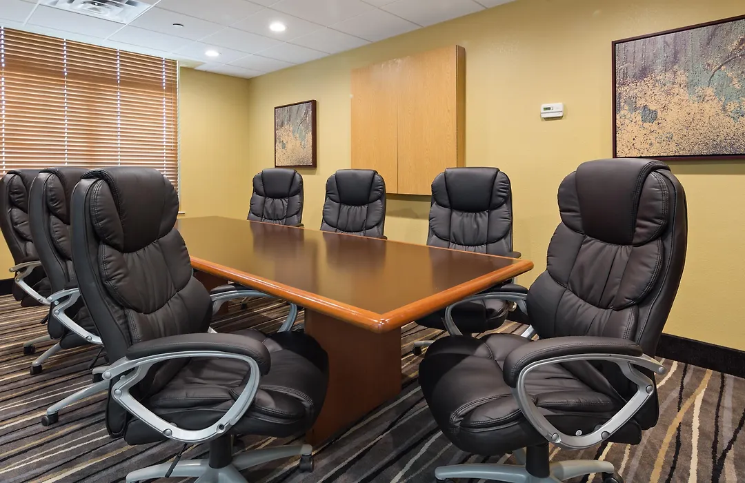 Best Western Plus Birmingham Inn & Suites-1