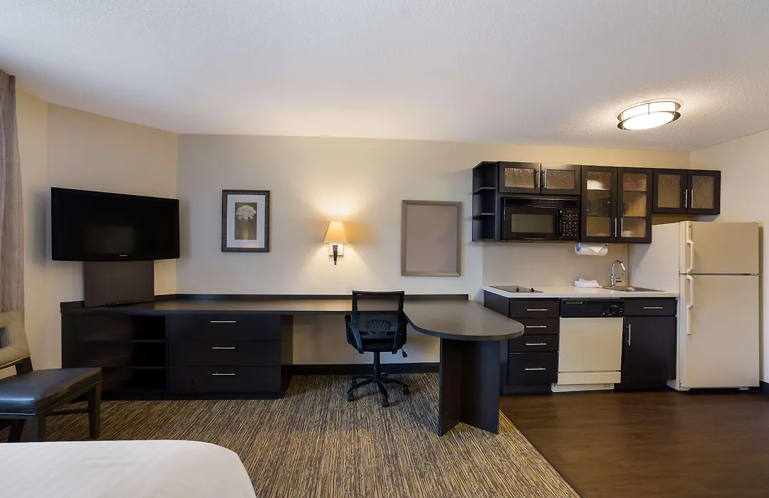 Sonesta Simply Suites Des Moines-1