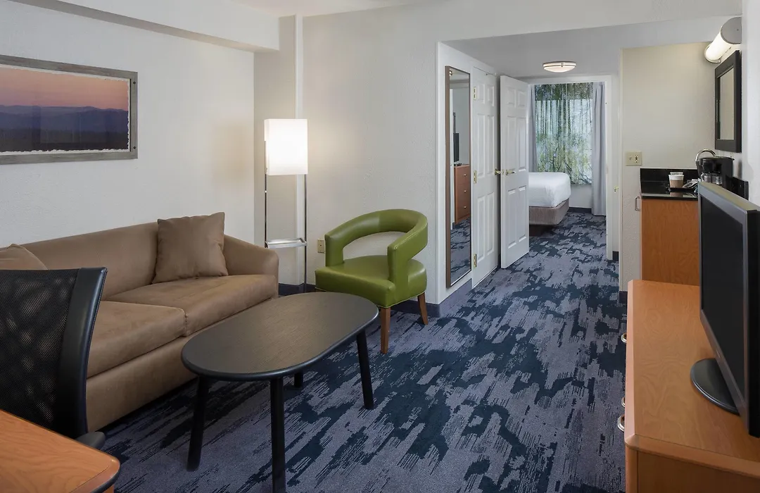 Fairfield Inn & Suites By Marriott Orlando Lake Buena Vista-1