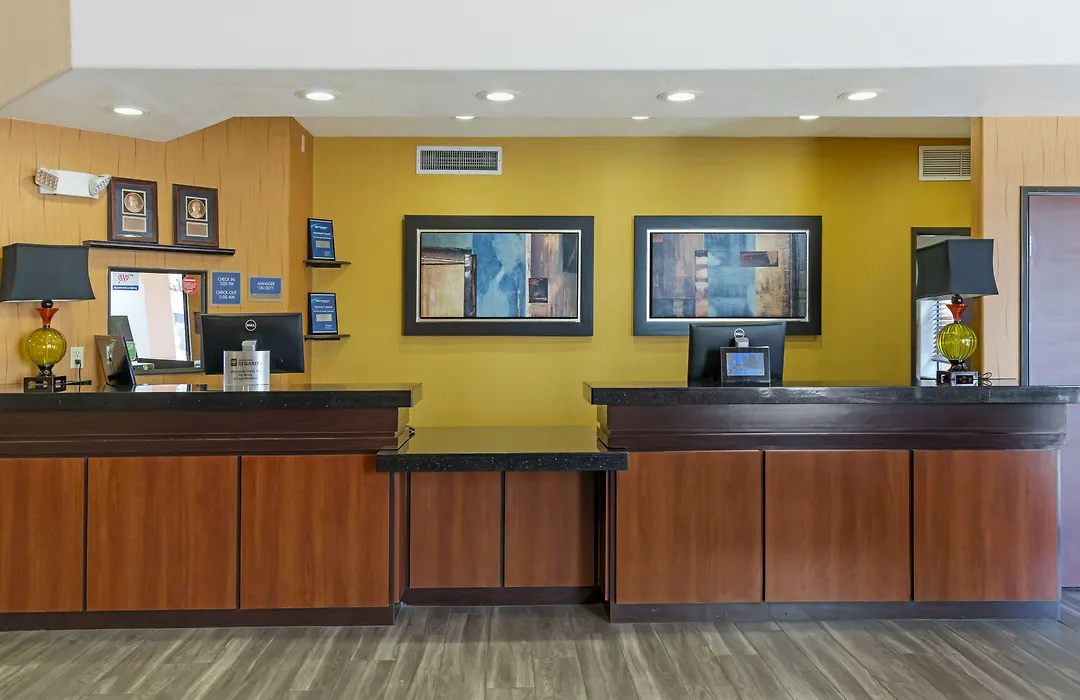 Best Western Plus Fresno Inn-1