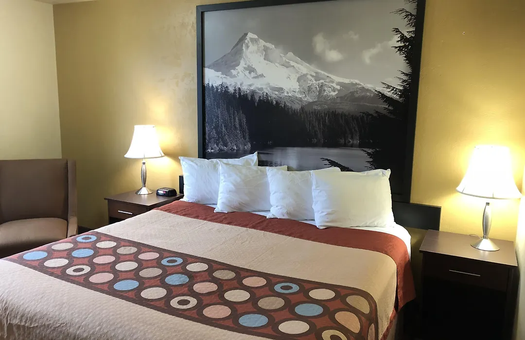 Super 8 By Wyndham Kennewick-1