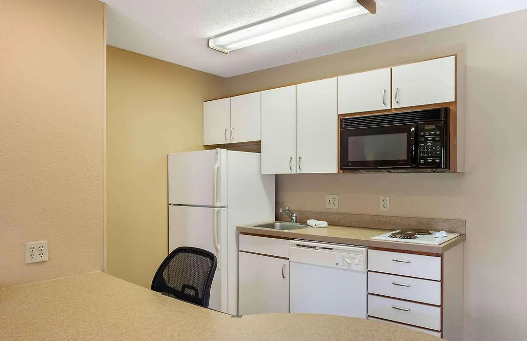 Extended Stay America Select Suites - Jacksonville - Southside - St Johns Towne Ctr-1