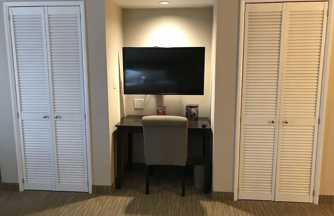 Coast Burbank Hotel-1