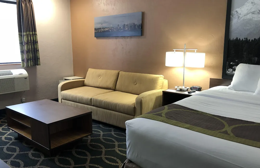 Super 8 By Wyndham Port Angeles At Olympic National Park-1