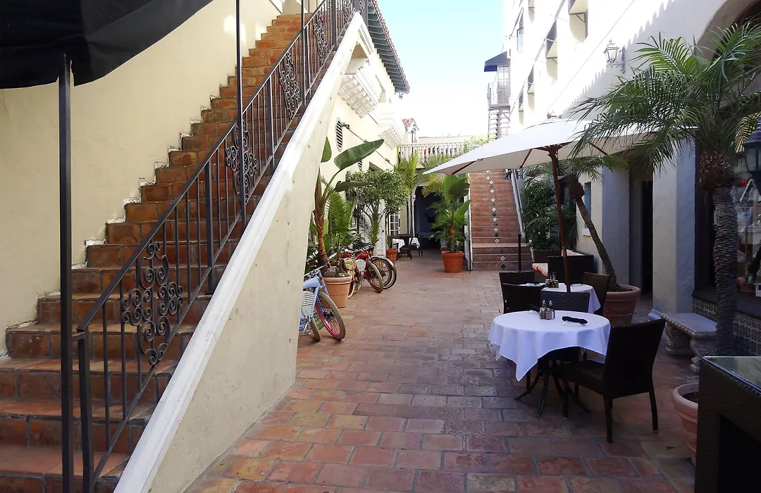 Balboa Inn, On The Beach At Newport-1