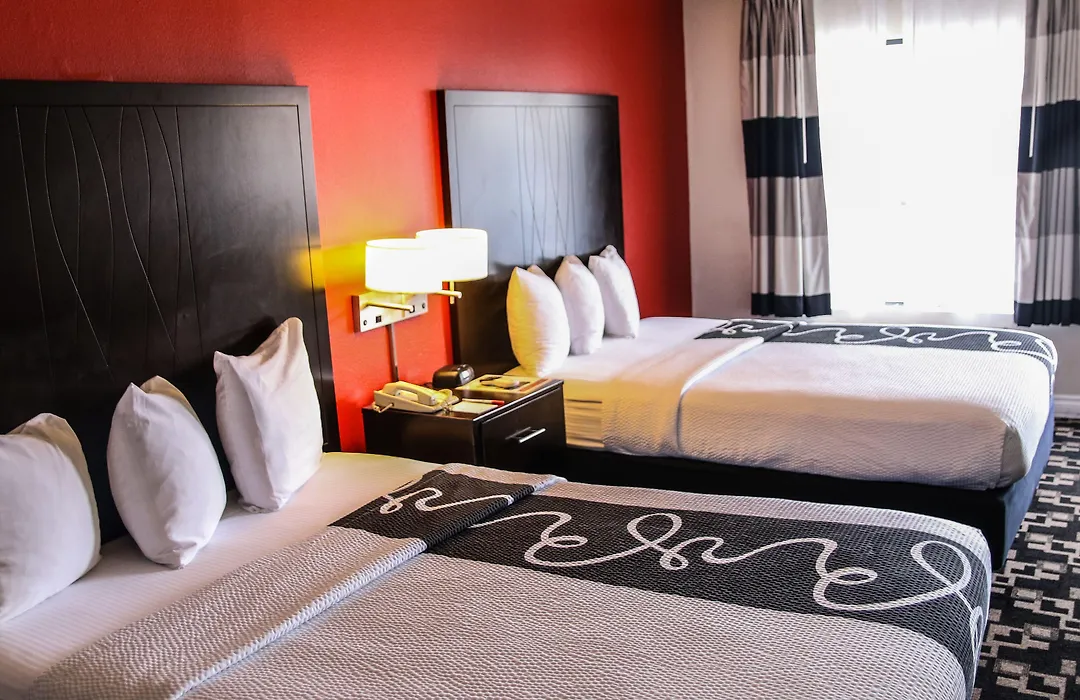 Ramada By Wyndham Oceanside-1