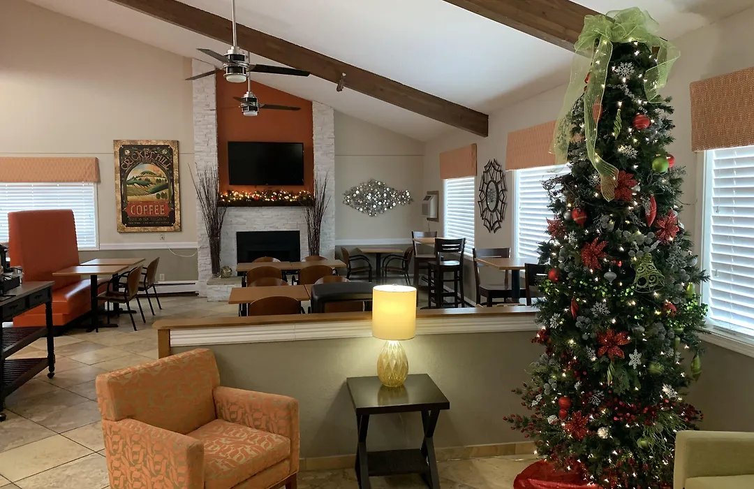 Nichols Inn & Suites-1