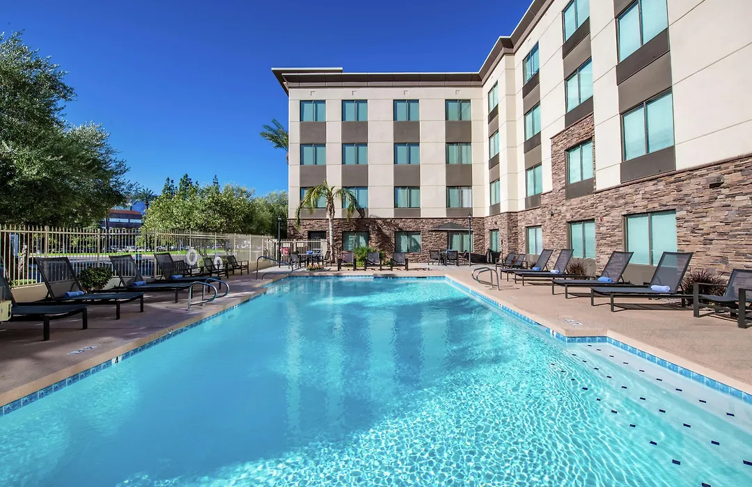 Hampton Inn Phoenix Airport North-1