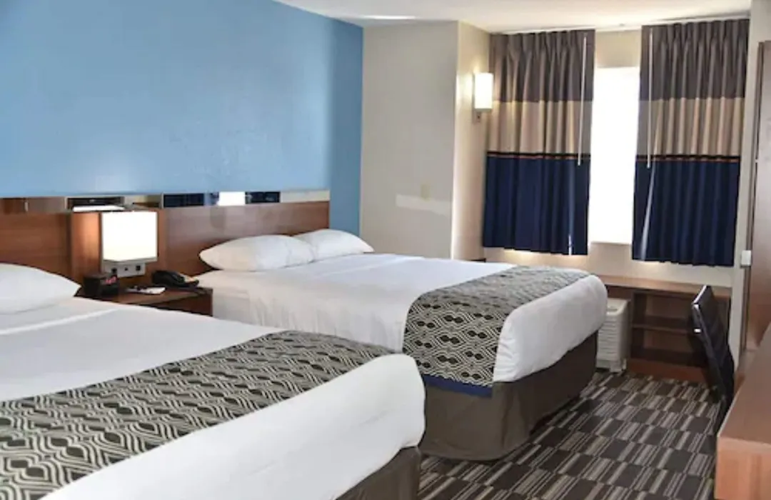 Sleep Inn & Suites Fond Du Lac-1
