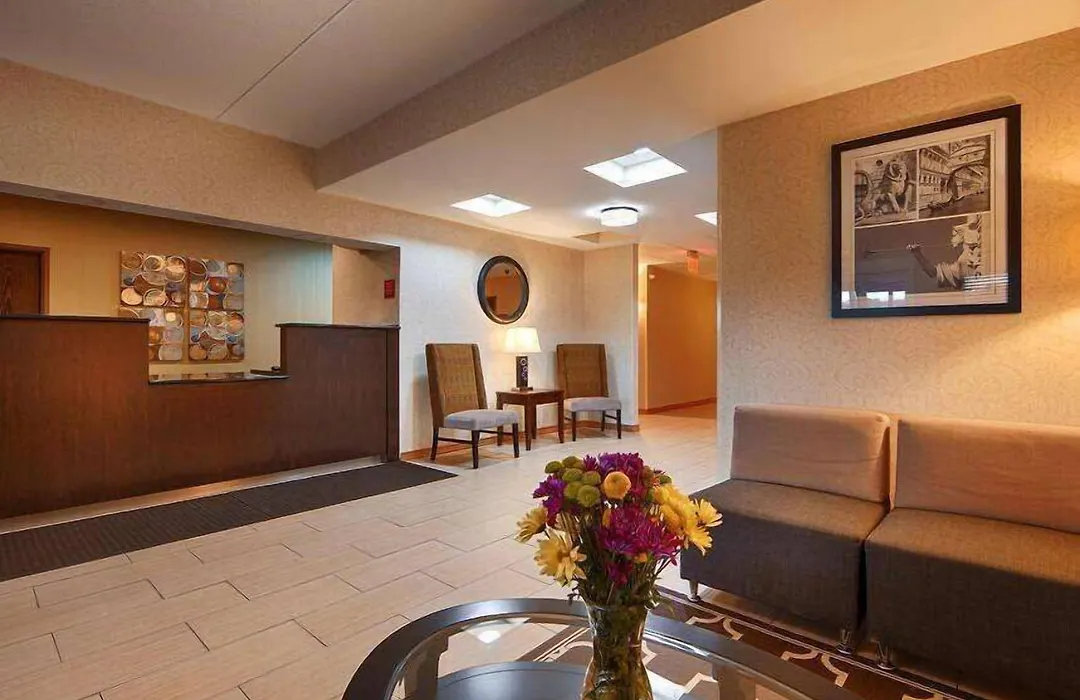 Days Inn By Wyndham Indiana Benjamin Franklin Highway-1