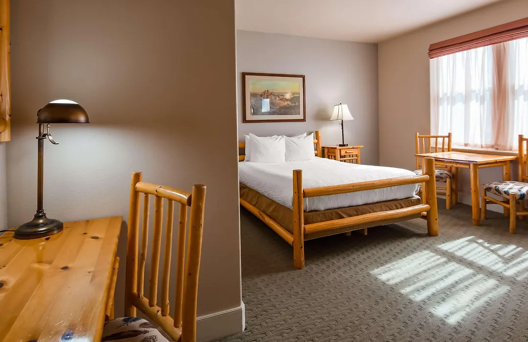 Best Western Plus Plaza Hotel-1