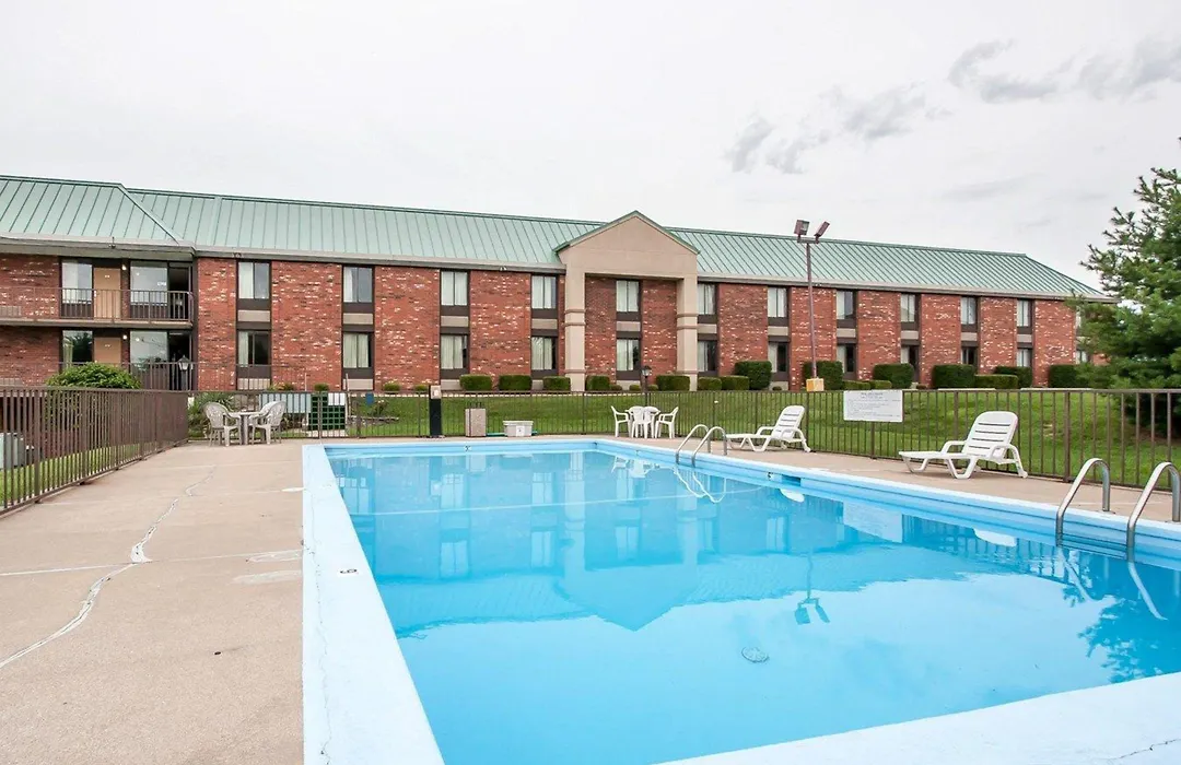 Quality Inn & Suites North-1