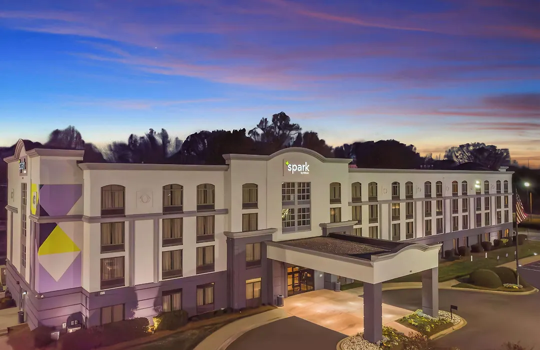 Spark By Hilton Charlotte Tyvola I-77-1