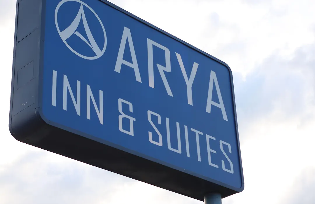 Arya Inn And Suites-1