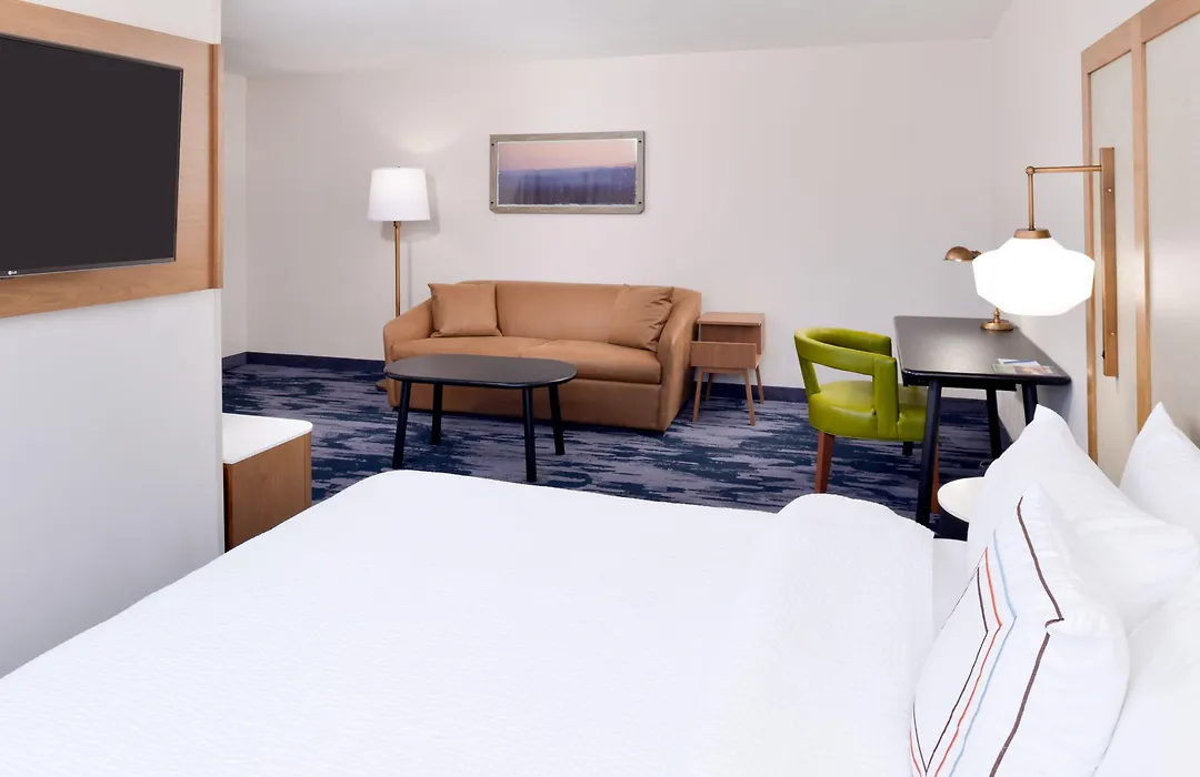 Fairfield Inn And Suites By Marriott Bakersfield Central-1