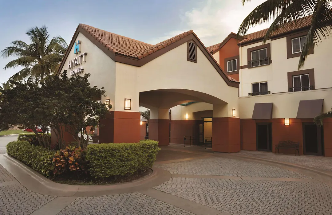 Hyatt House Miami Airport-1