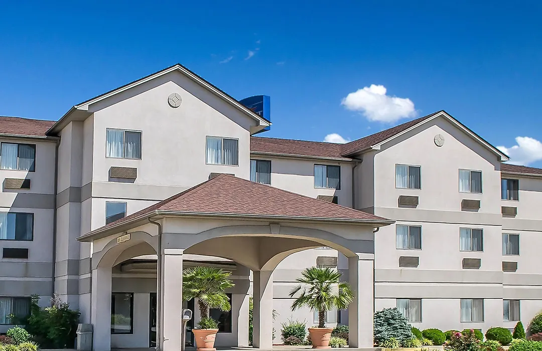 Quality Inn & Suites Brooks Louisville South-1