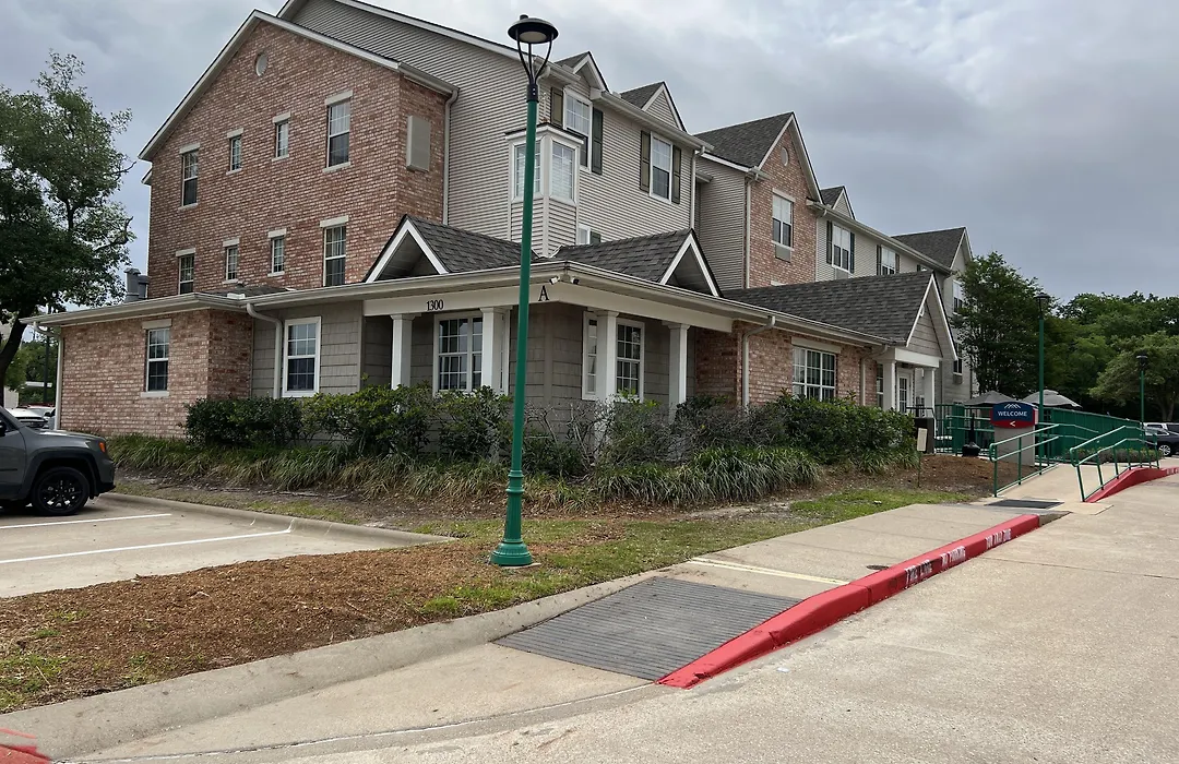 Towneplace Suites By Marriott College Station-1
