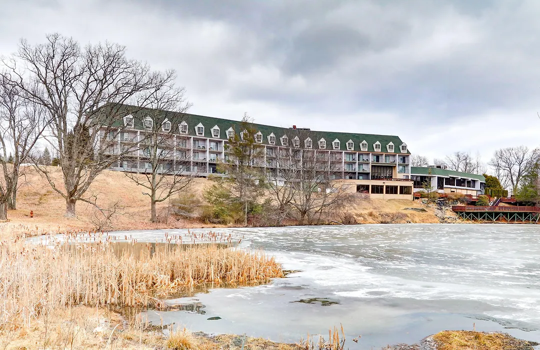 Chateau Resort & Conference Center-1