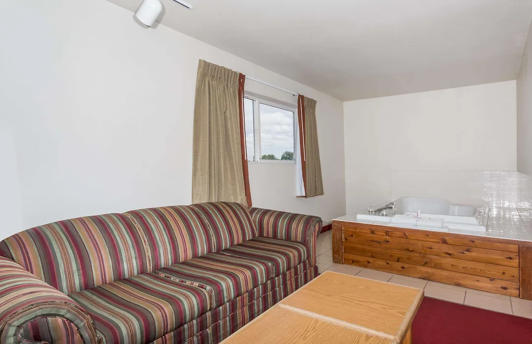 Super 8 By Wyndham Fruita-1