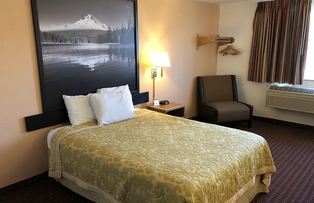 Super 8 By Wyndham The Dalles Or-1
