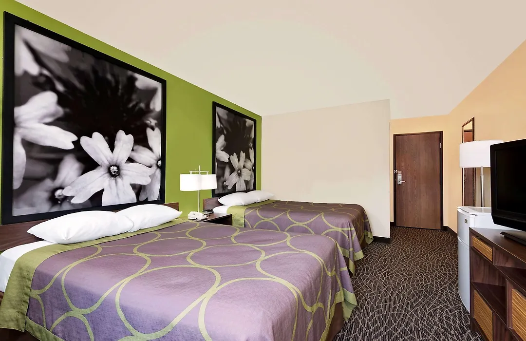 Super 8 By Wyndham Muncie/Ball St. College Area-1