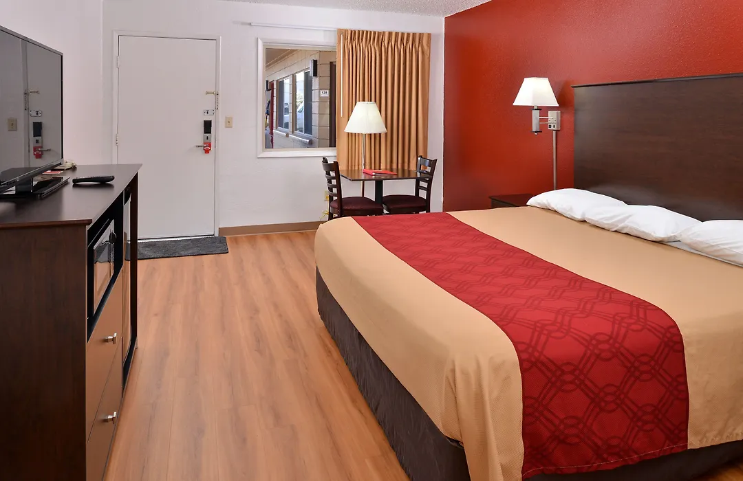 Bend Inn & Suites-1