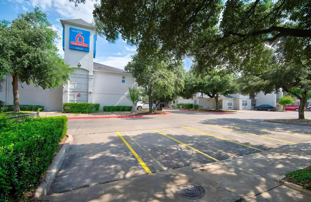 Studio 6 Extended Stay - Austin, Tx - Midtown-1