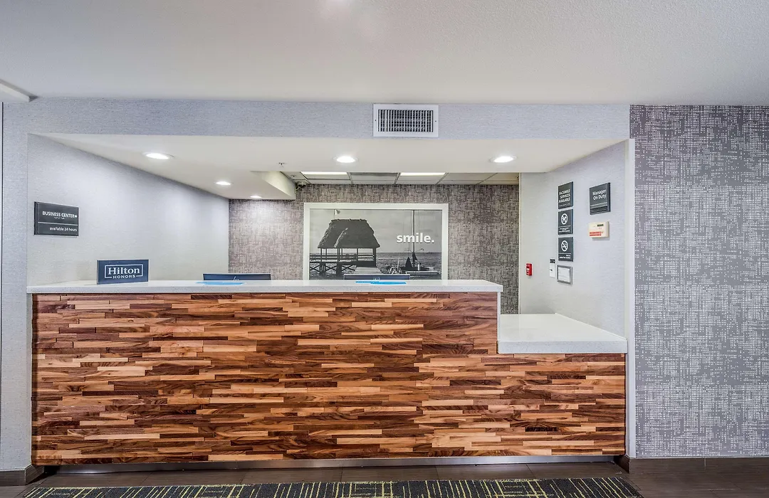 Hampton Inn Oakland-Hayward-1
