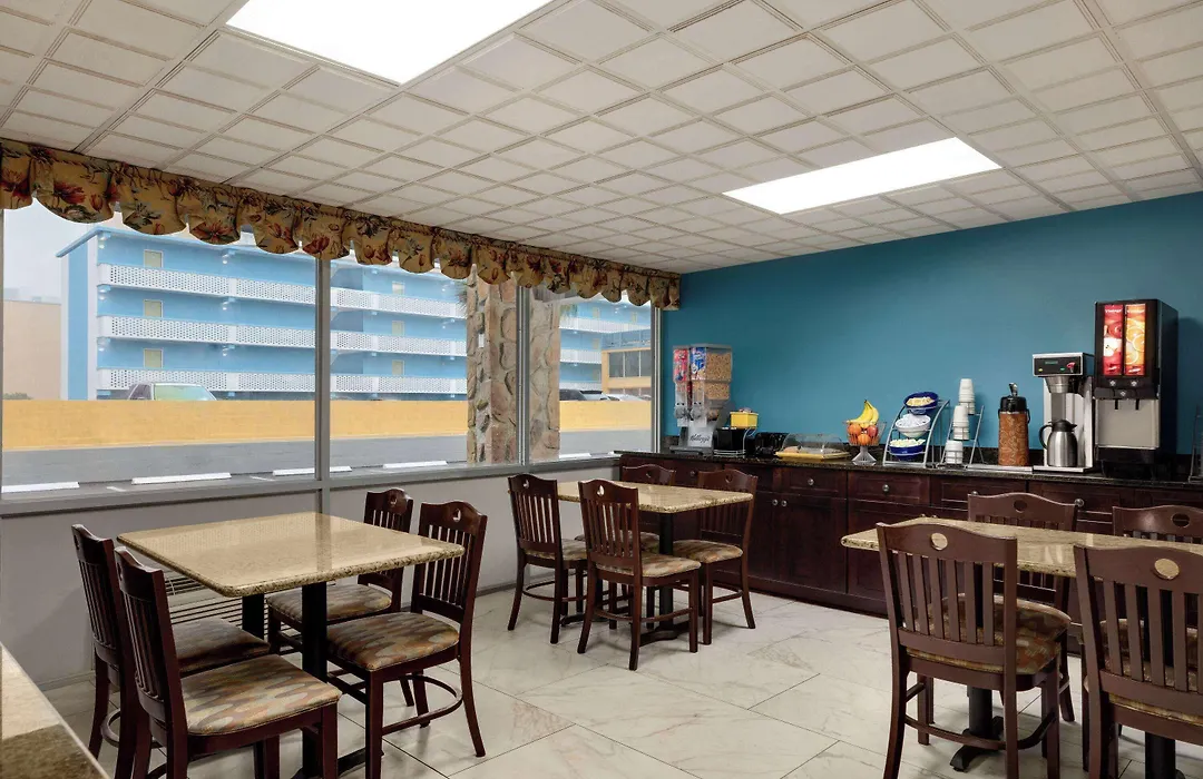 Days Inn By Wyndham Myrtle Beach-Beach Front-1
